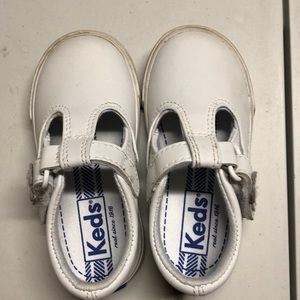 White keds